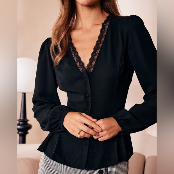 Elegant Black Lace Trim Blouse - Picture 2 of 10